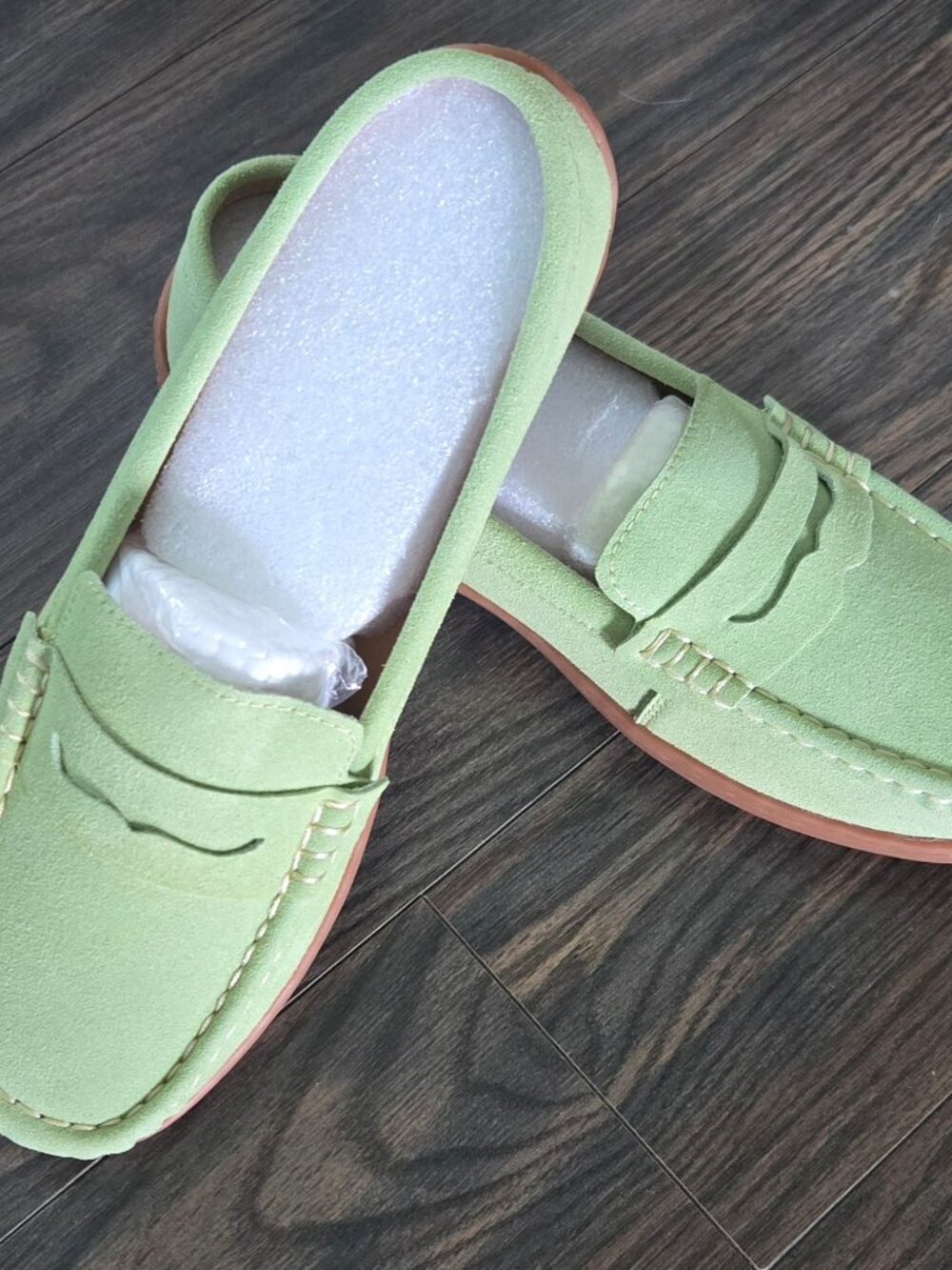 BEAUSEEN Faux Suede Pistachio Green Loafers NWT/SIZE 9.5
